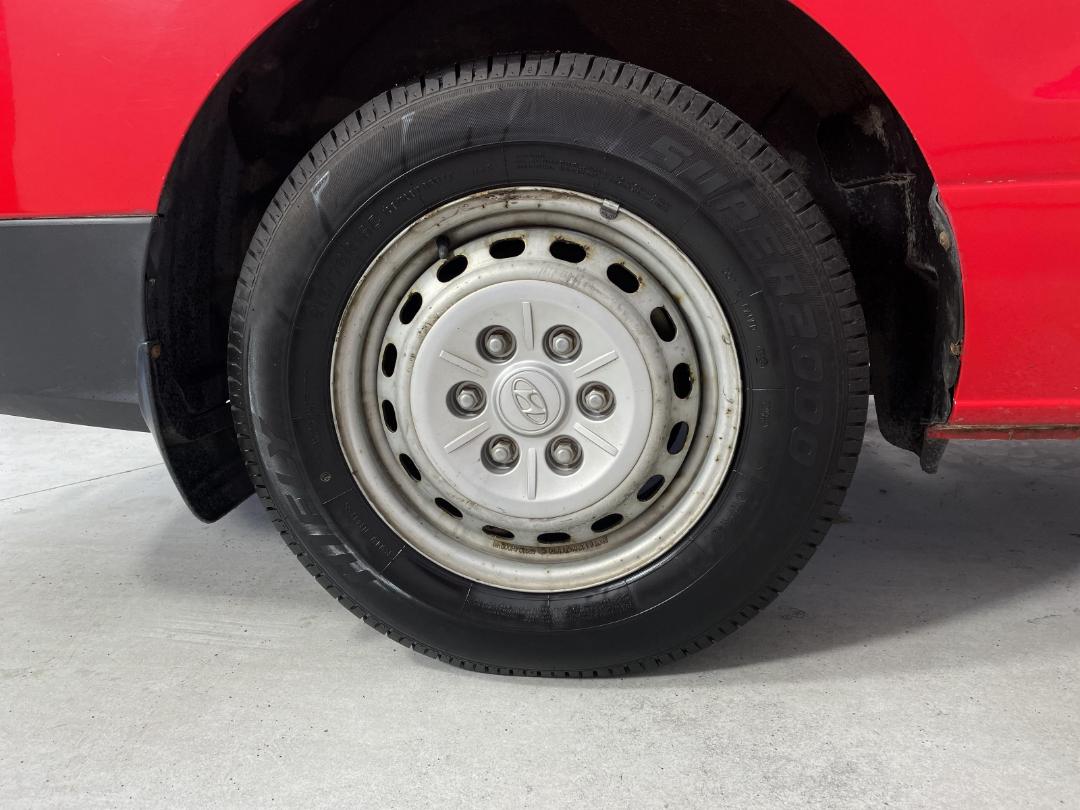 Photo '12' of Hyundai H1 Photo '12' of Hyundai H1