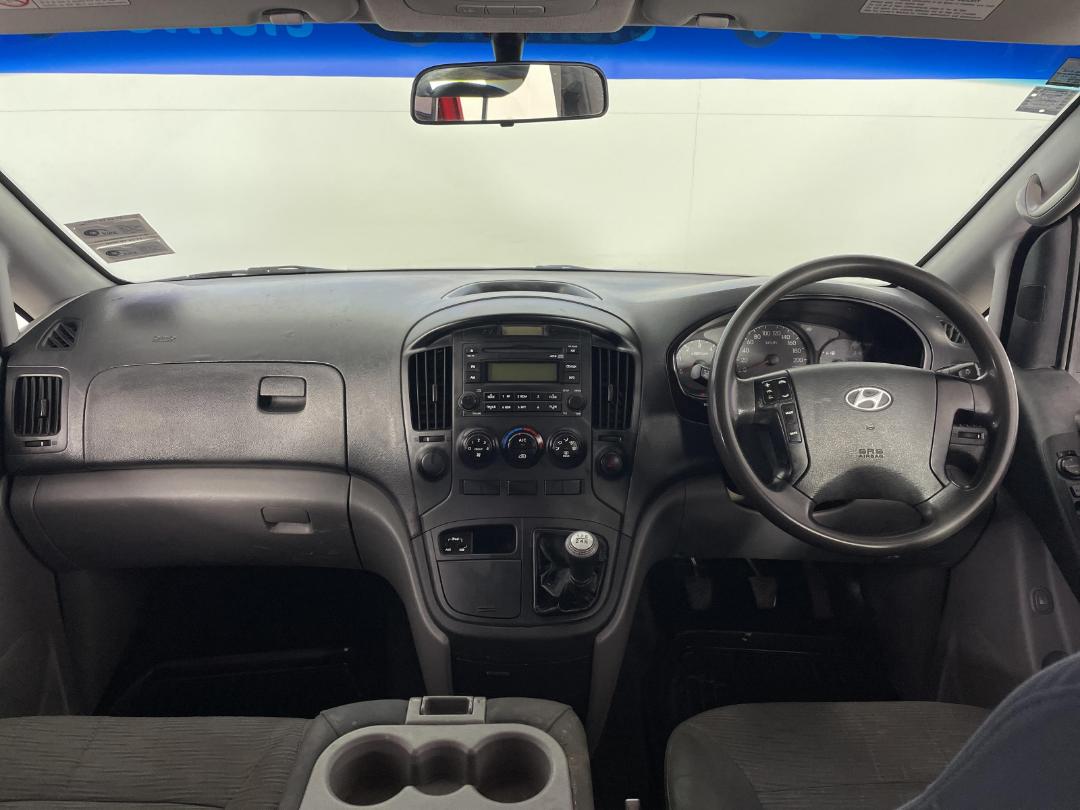 Photo '17' of Hyundai H1 Photo '17' of Hyundai H1