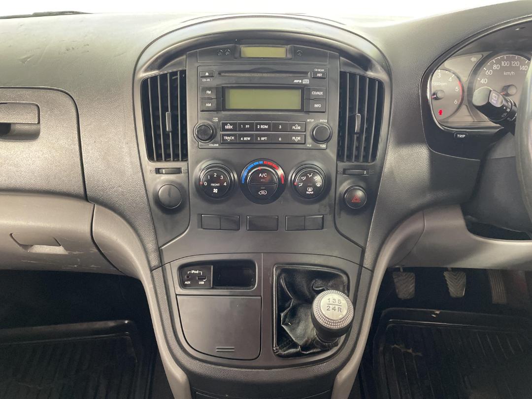 Photo '18' of Hyundai H1 Photo '18' of Hyundai H1