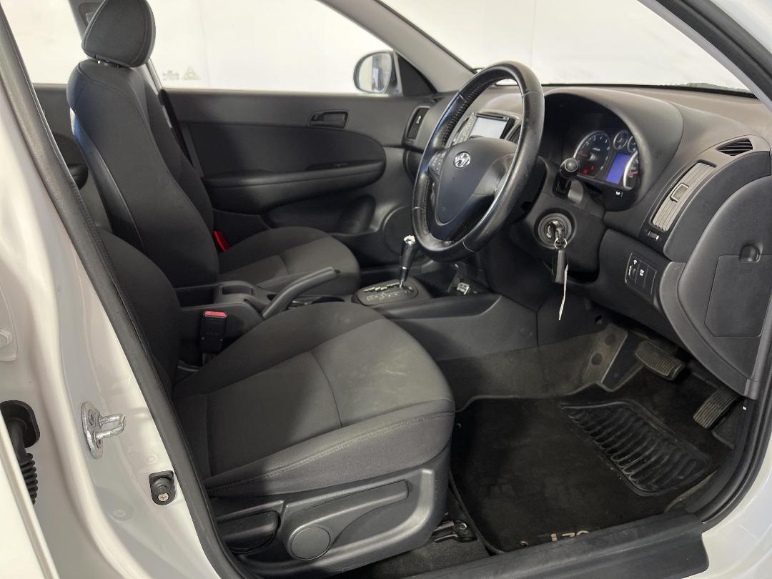 Photo '16' of Hyundai I30