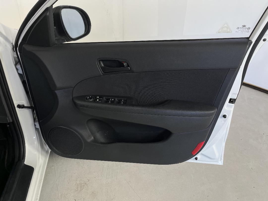 Photo '15' of Hyundai I30