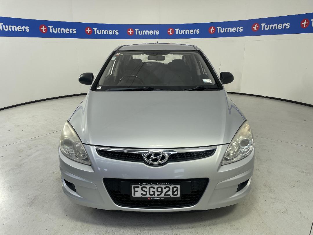 Photo '2' of Hyundai I30 Photo '2' of Hyundai I30