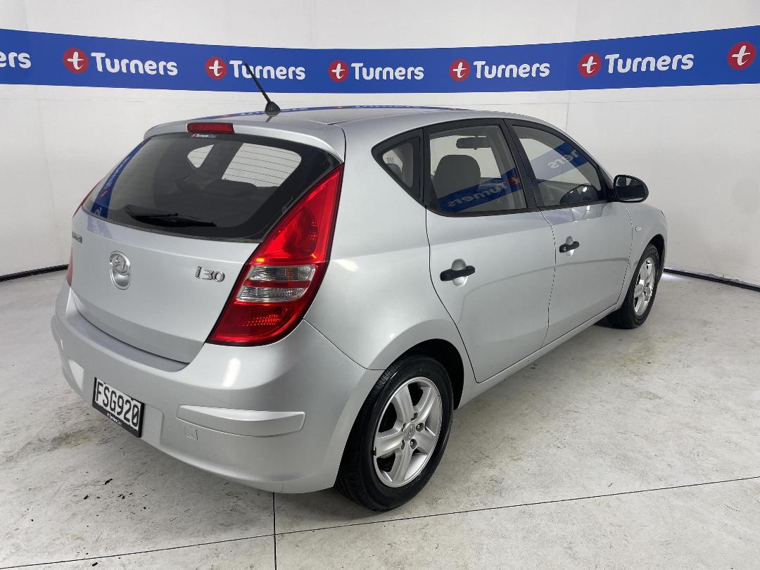 Photo '7' of Hyundai I30 Photo '7' of Hyundai I30