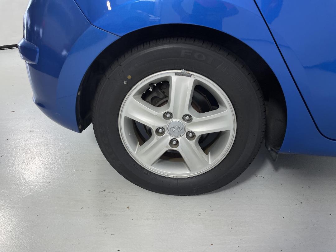 Photo '12' of Hyundai I30