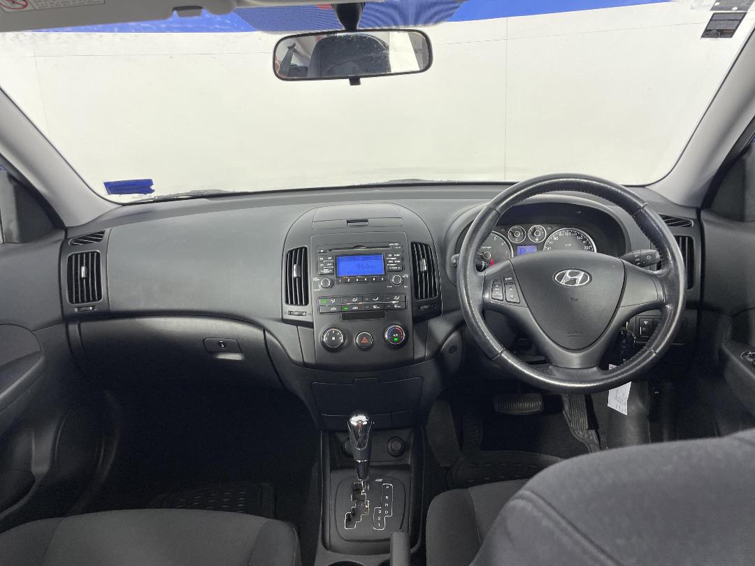 Photo '17' of Hyundai I30