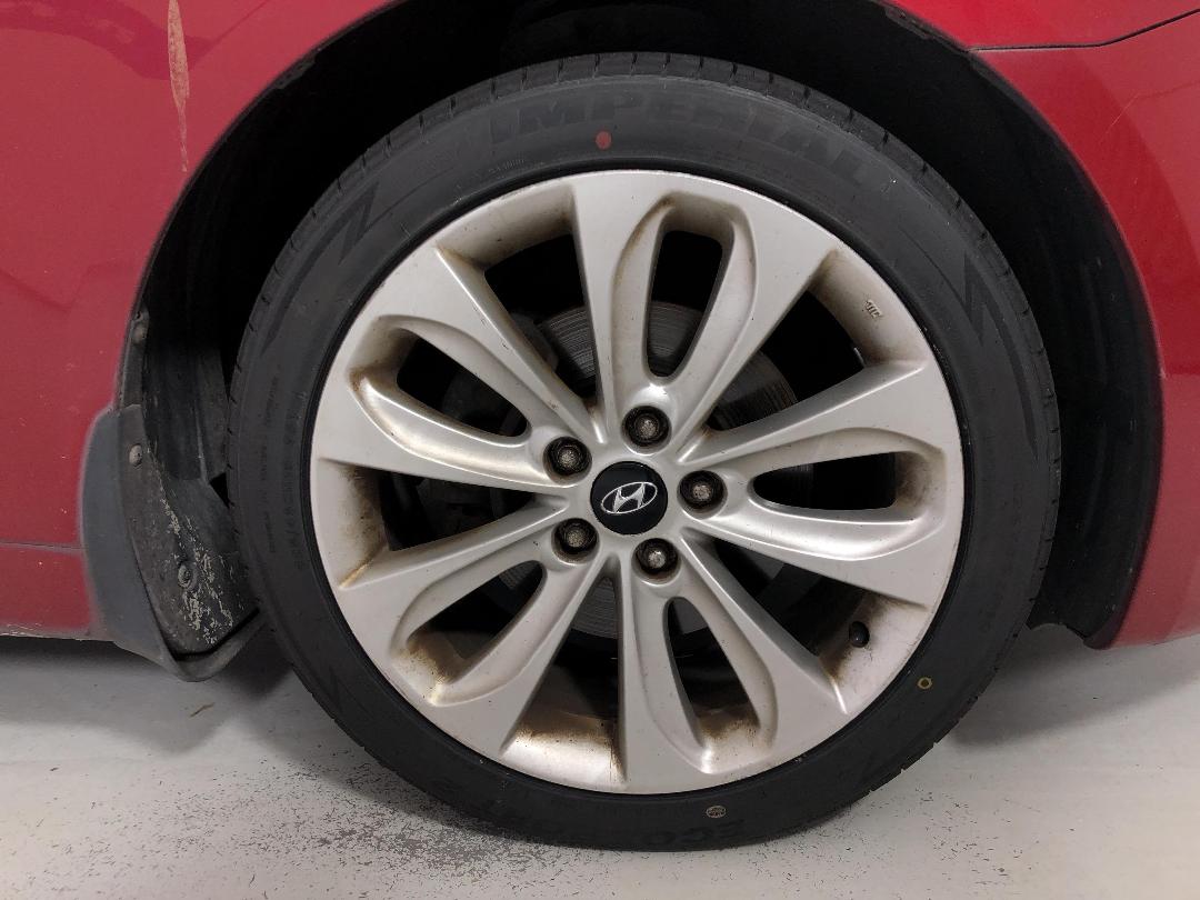 Photo '9' of Hyundai I45