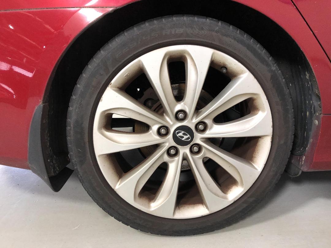 Photo '12' of Hyundai I45