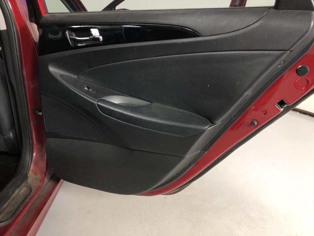 Photo '19' of Hyundai I45