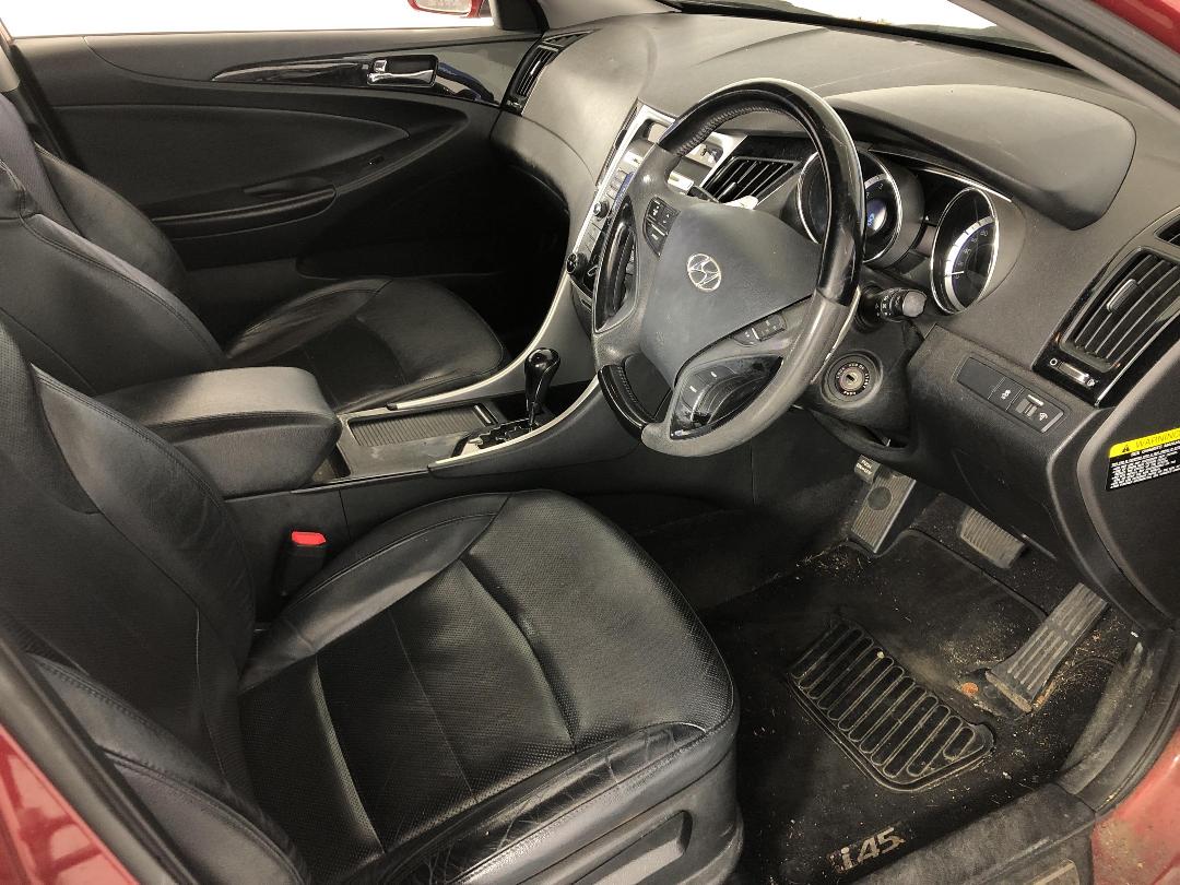 Photo '16' of Hyundai I45