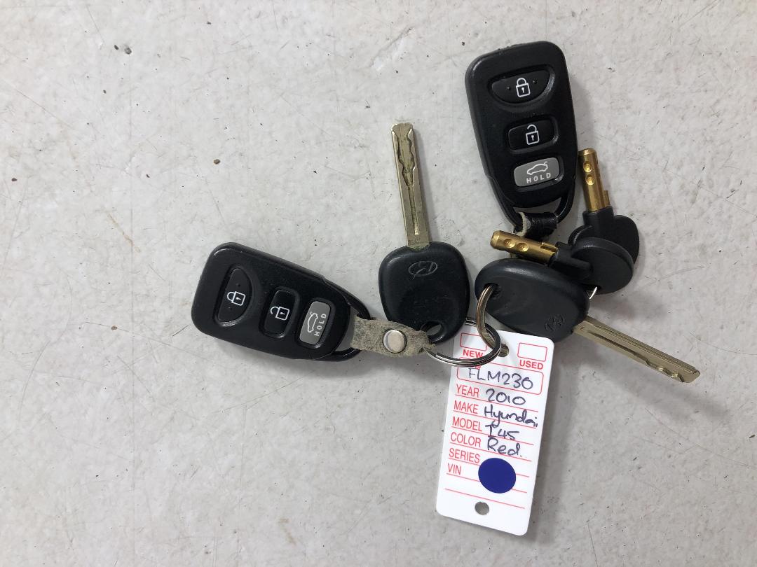 Photo '22' of Hyundai I45