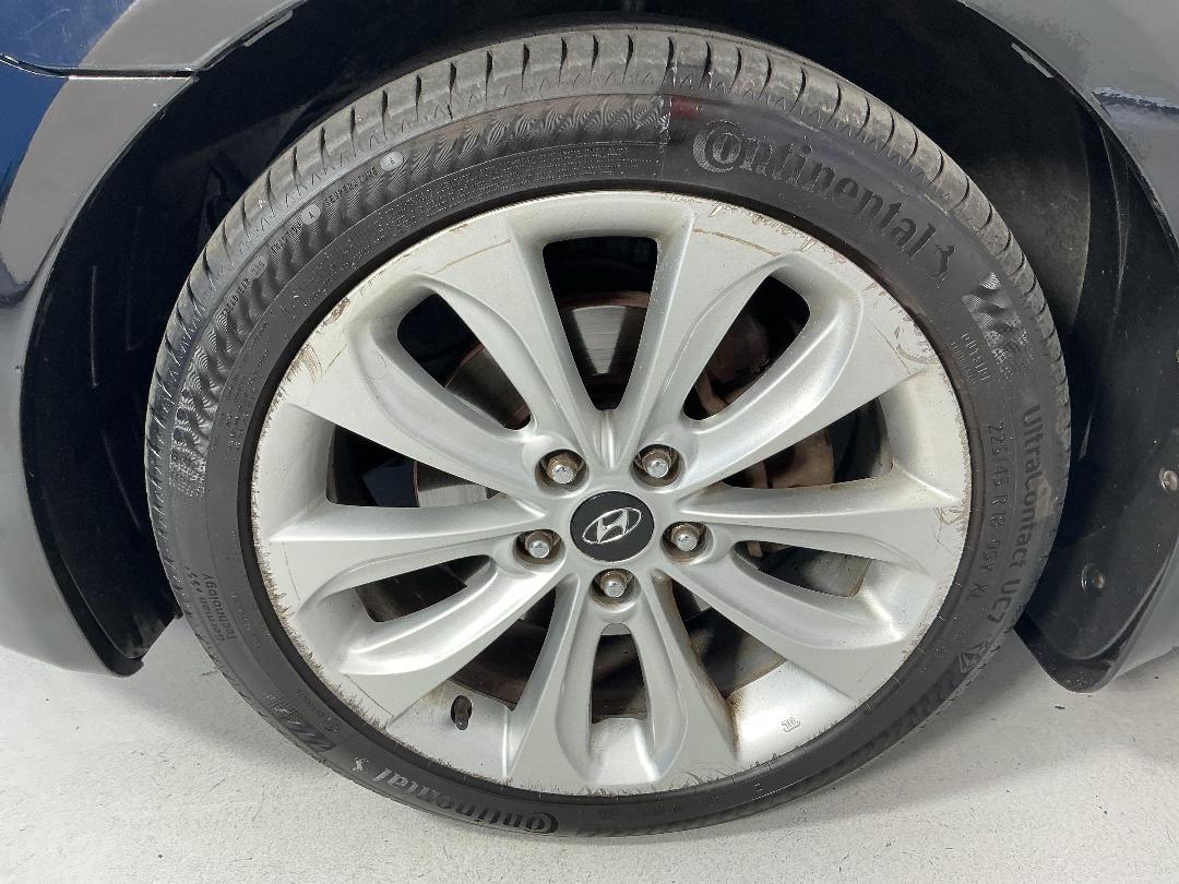 Photo '10' of Hyundai I45 Photo '10' of Hyundai I45