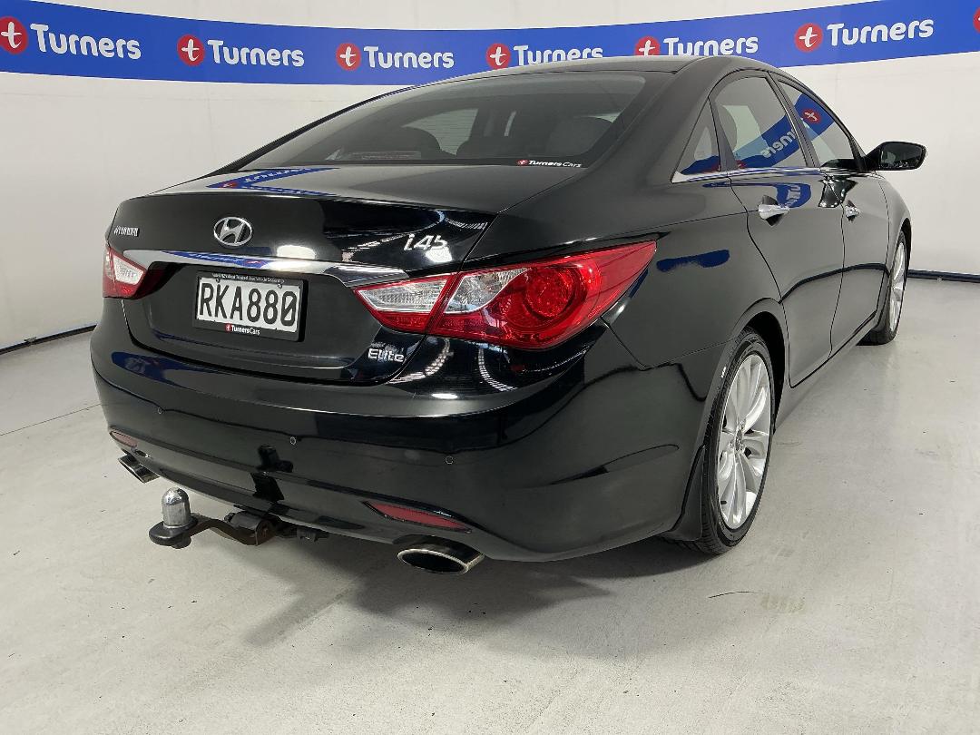 Photo '7' of Hyundai I45 Photo '7' of Hyundai I45