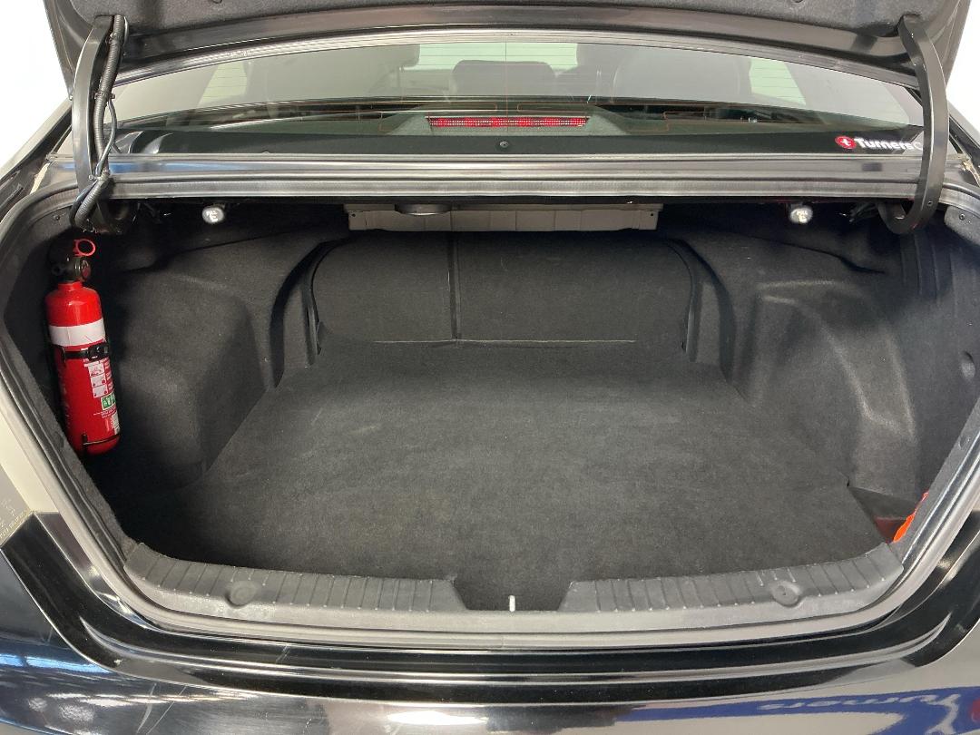 Photo '14' of Hyundai I45 Photo '14' of Hyundai I45