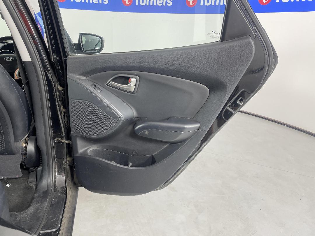 Photo '19' of Hyundai Ix35 Photo '19' of Hyundai Ix35