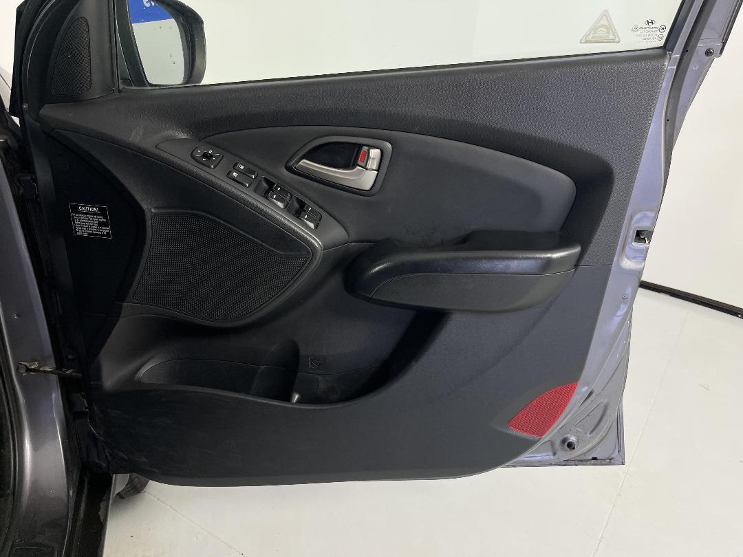 Photo '15' of Hyundai Ix35 Photo '15' of Hyundai Ix35