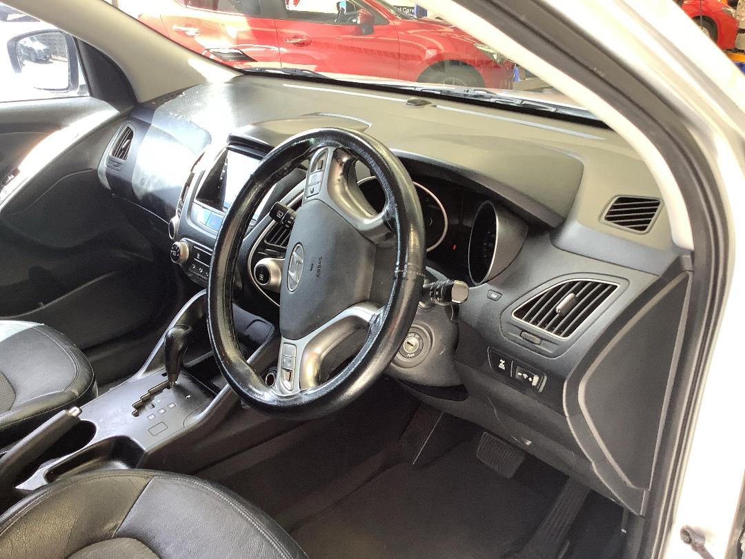 Photo '8' of Hyundai Ix35 GDI Photo '8' of Hyundai Ix35 GDI