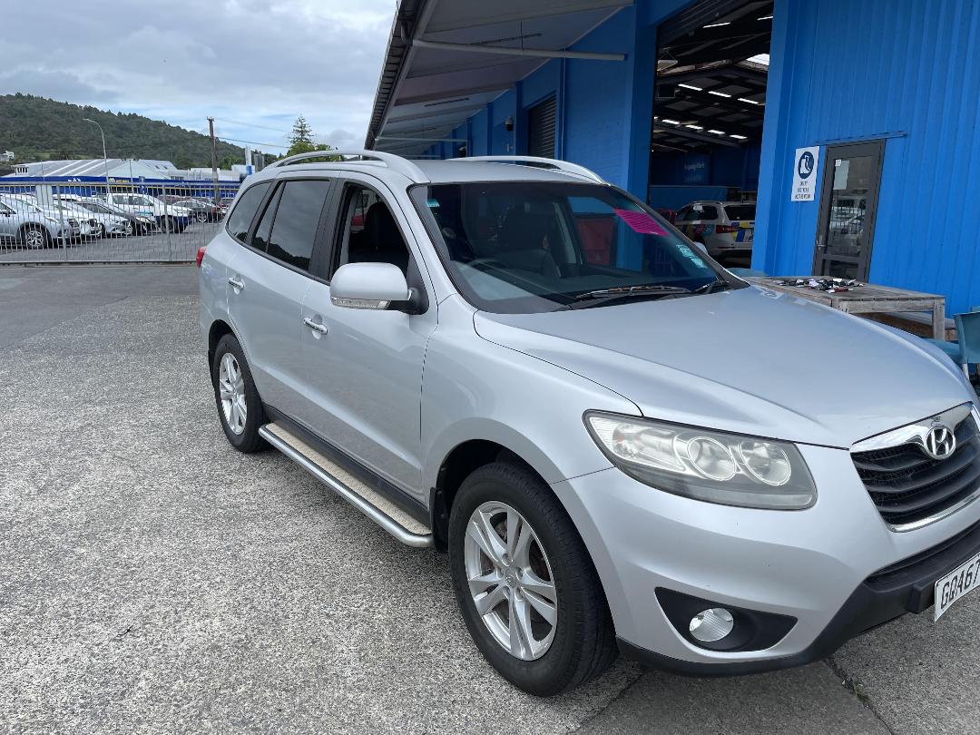 Photo '2' of Hyundai Santa FE