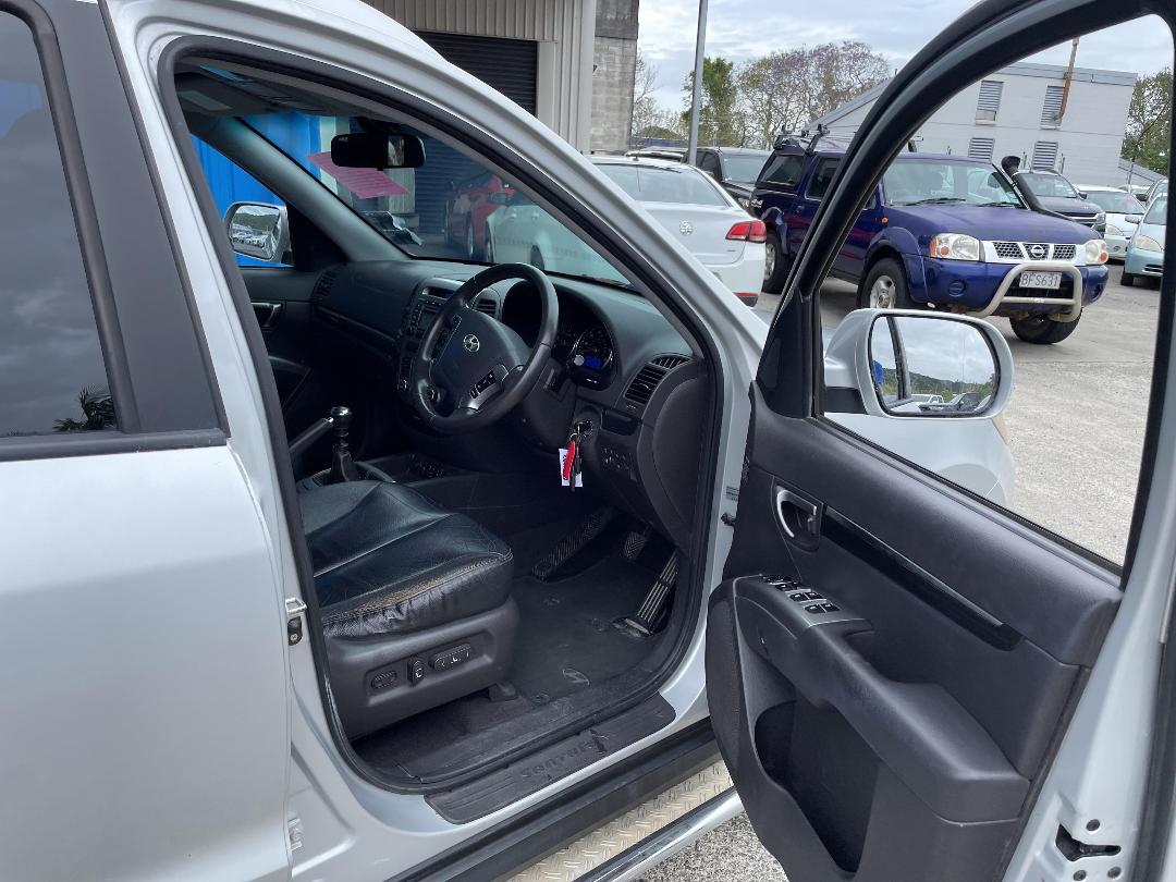 Photo '9' of Hyundai Santa FE