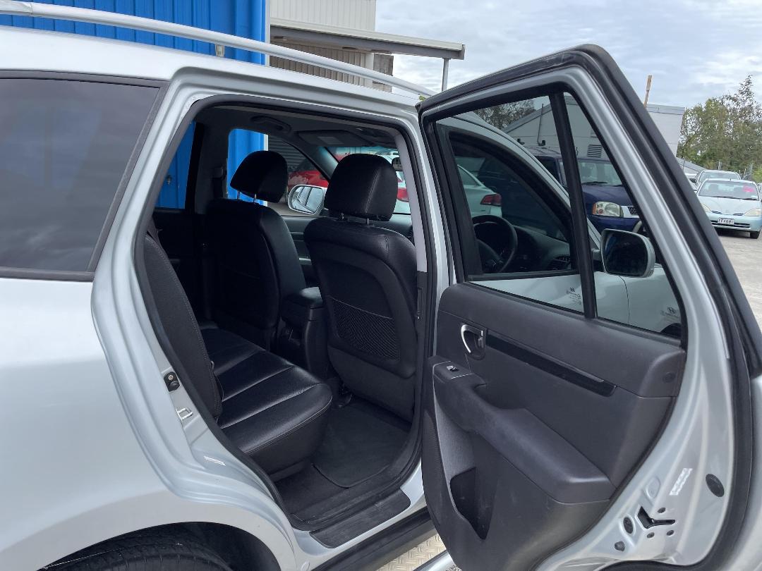 Photo '10' of Hyundai Santa FE