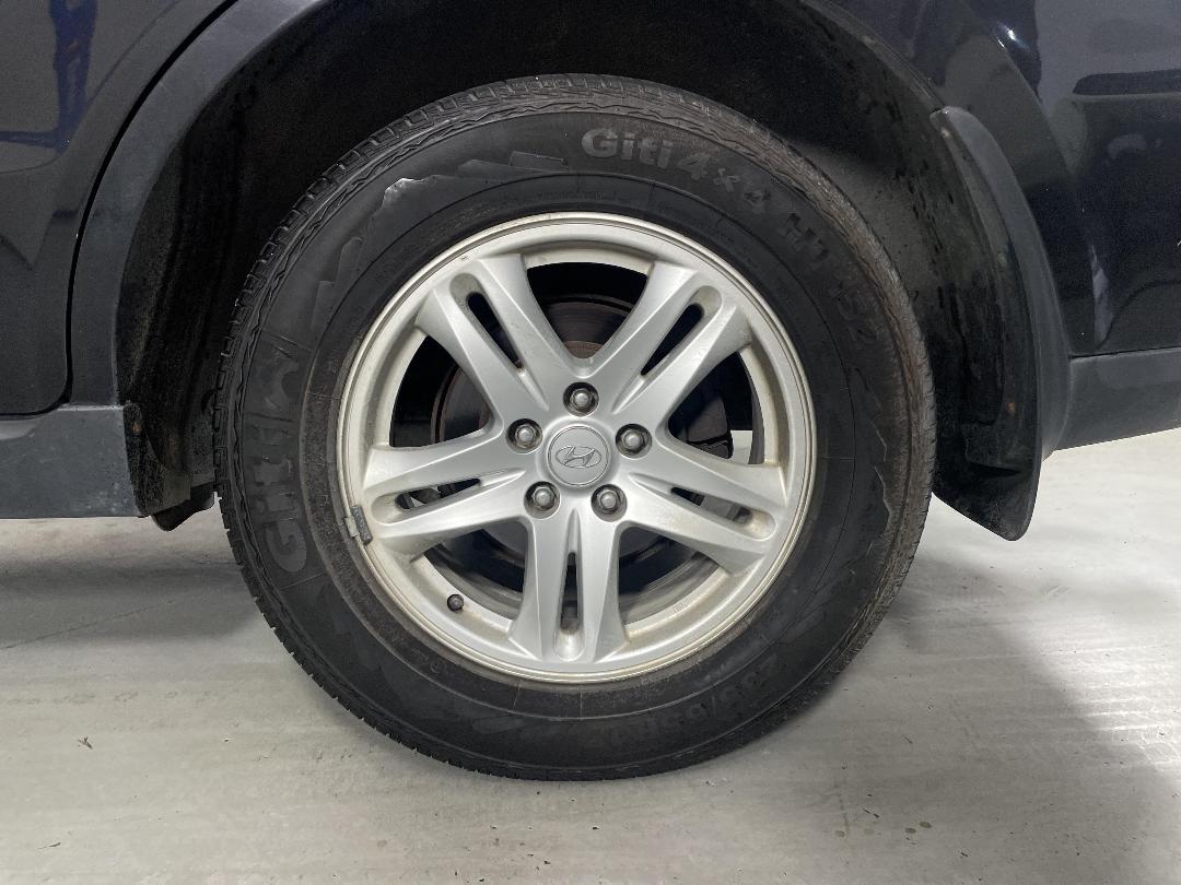 Photo '11' of Hyundai Santa FE