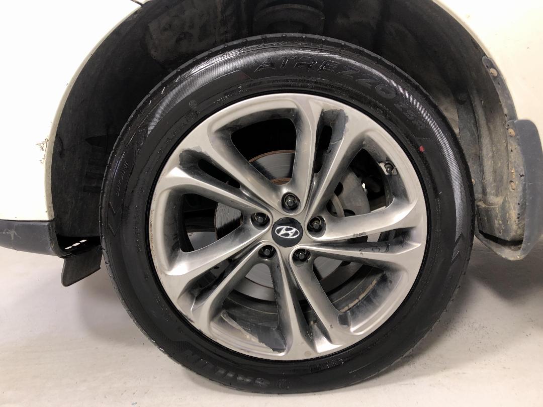 Photo '10' of Hyundai Santa FE