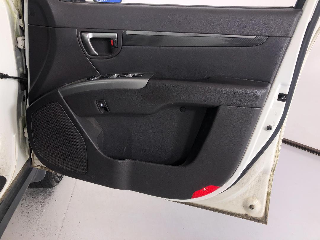 Photo '15' of Hyundai Santa FE