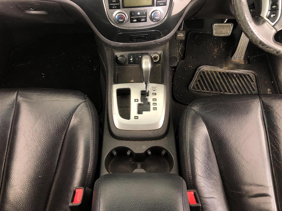 Photo '18' of Hyundai Santa FE