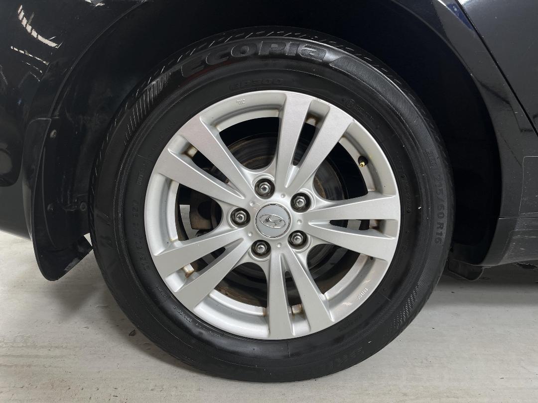 Photo '10' of Hyundai Sonata Crdi Photo '10' of Hyundai Sonata Crdi