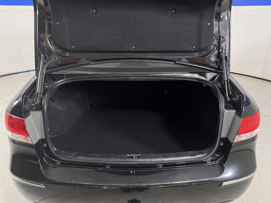 Photo '12' of Hyundai Sonata Crdi Photo '12' of Hyundai Sonata Crdi