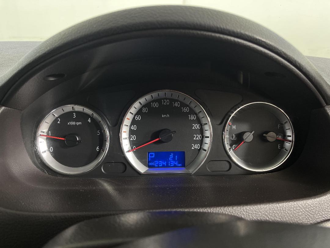 Photo '19' of Hyundai Sonata Crdi Photo '19' of Hyundai Sonata Crdi