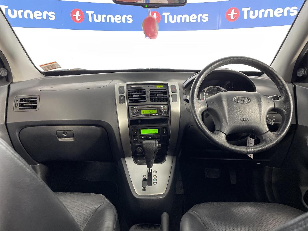 Photo '17' of Hyundai Tucson