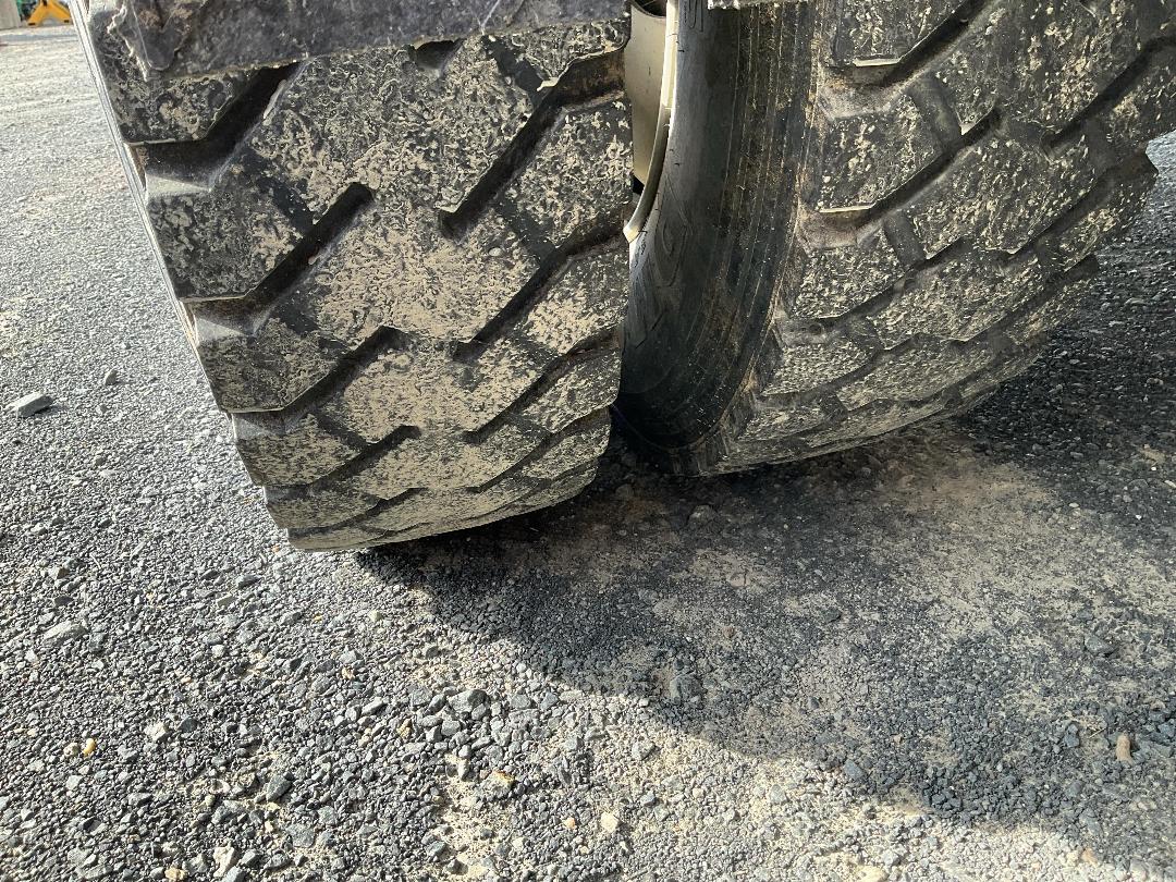 Photo '33' of Isuzu F Series FTS800 Flat Deck Crane