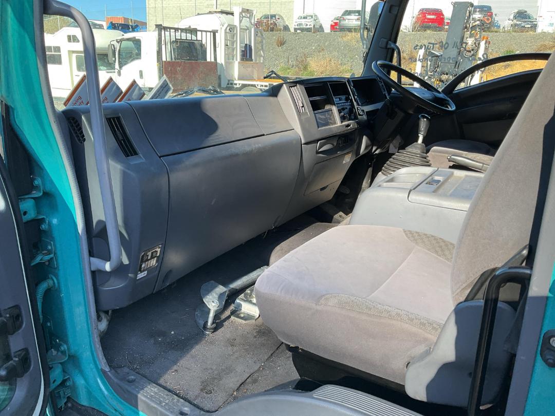 Photo '20' of Isuzu Forward BOXBODY Box Body Photo '20' of Isuzu Forward BOXBODY Box Body