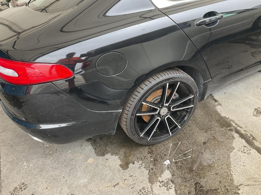 Photo '12' of Jaguar XF Premium