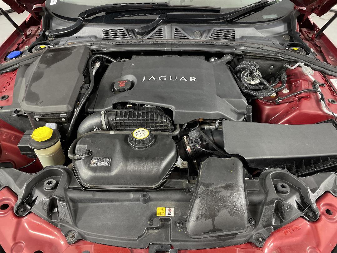 Photo '13' of Jaguar XF