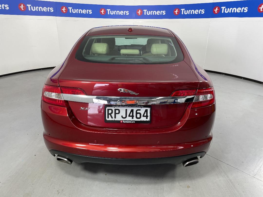 Photo '6' of Jaguar XF