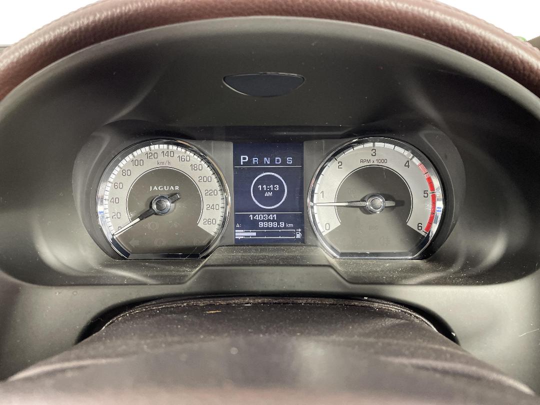 Photo '21' of Jaguar XF