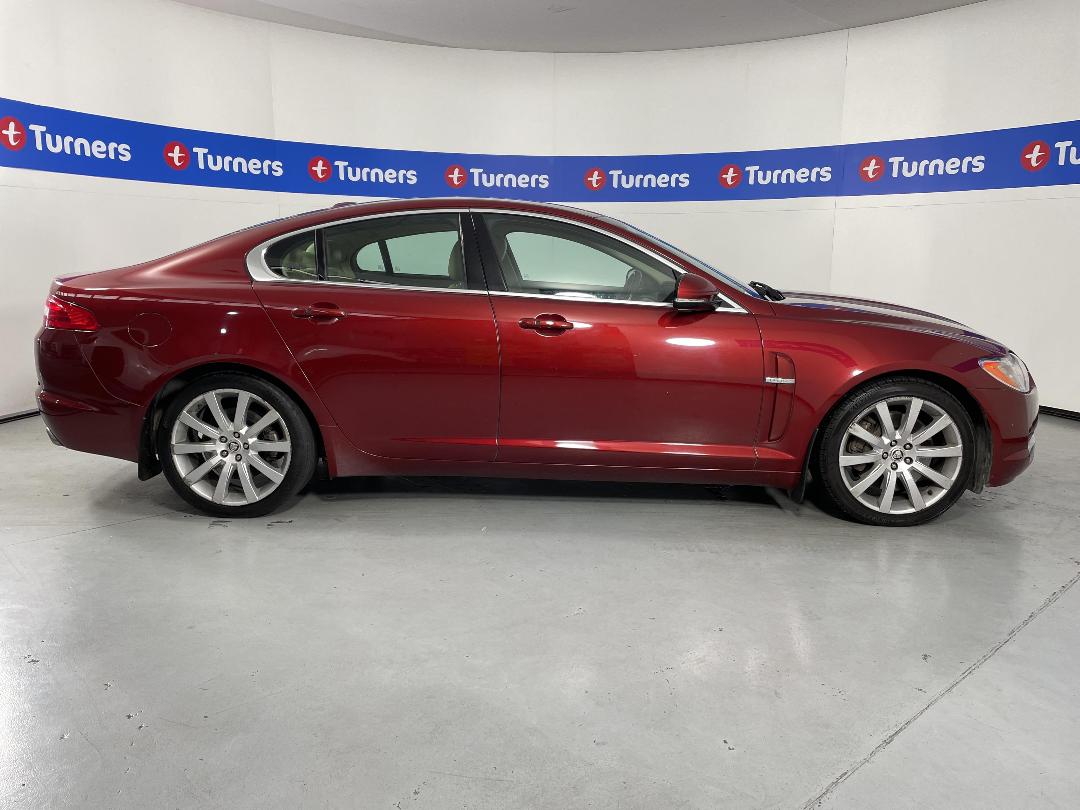 Photo '23' of Jaguar XF