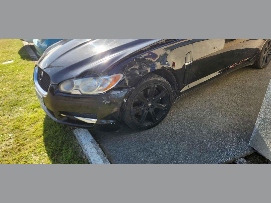 Photo '8' of Jaguar XF