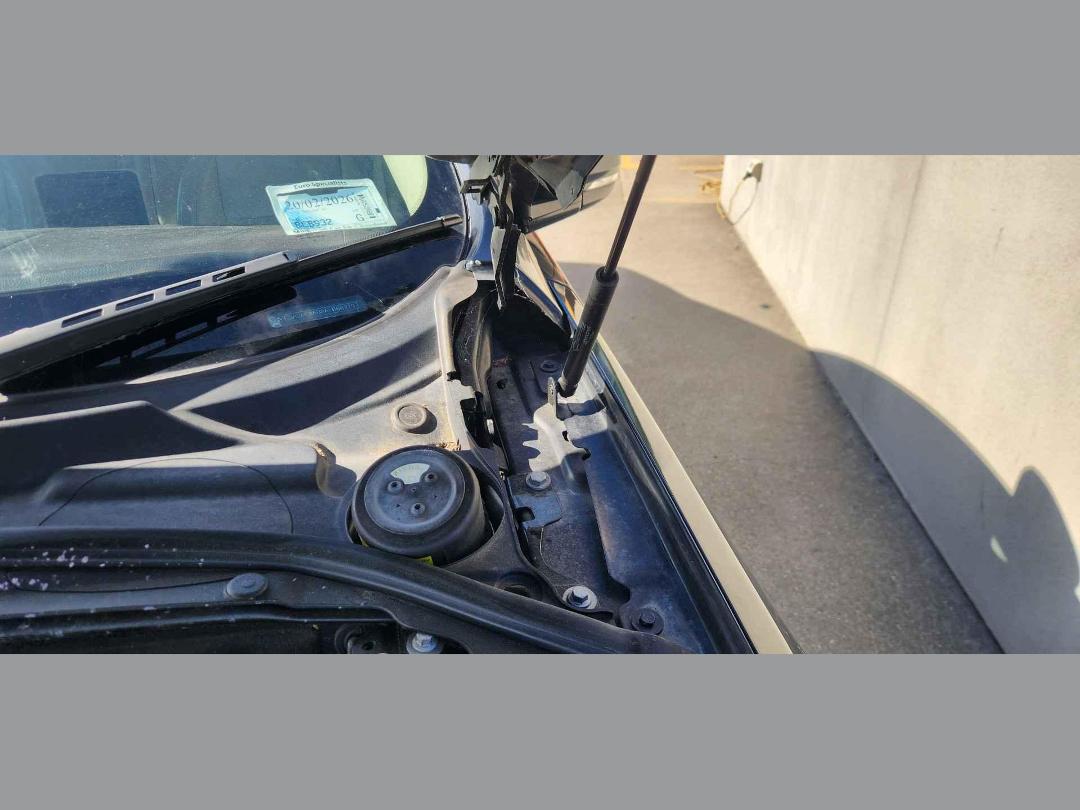 Photo '12' of Jaguar XF