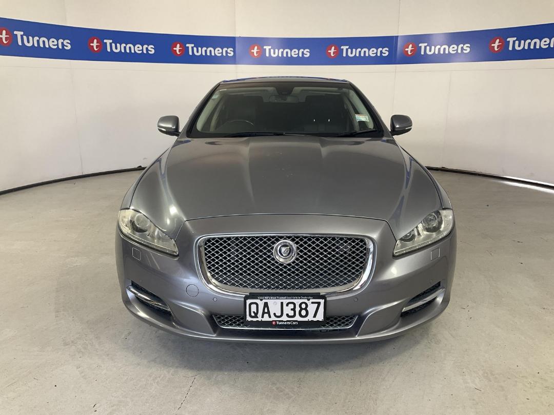 Photo '2' of Jaguar XJ