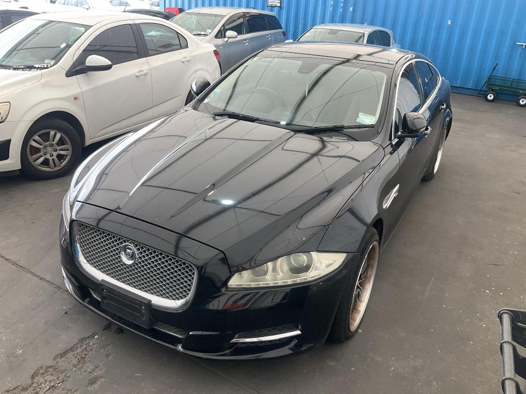 Photo '6' of Jaguar XJ