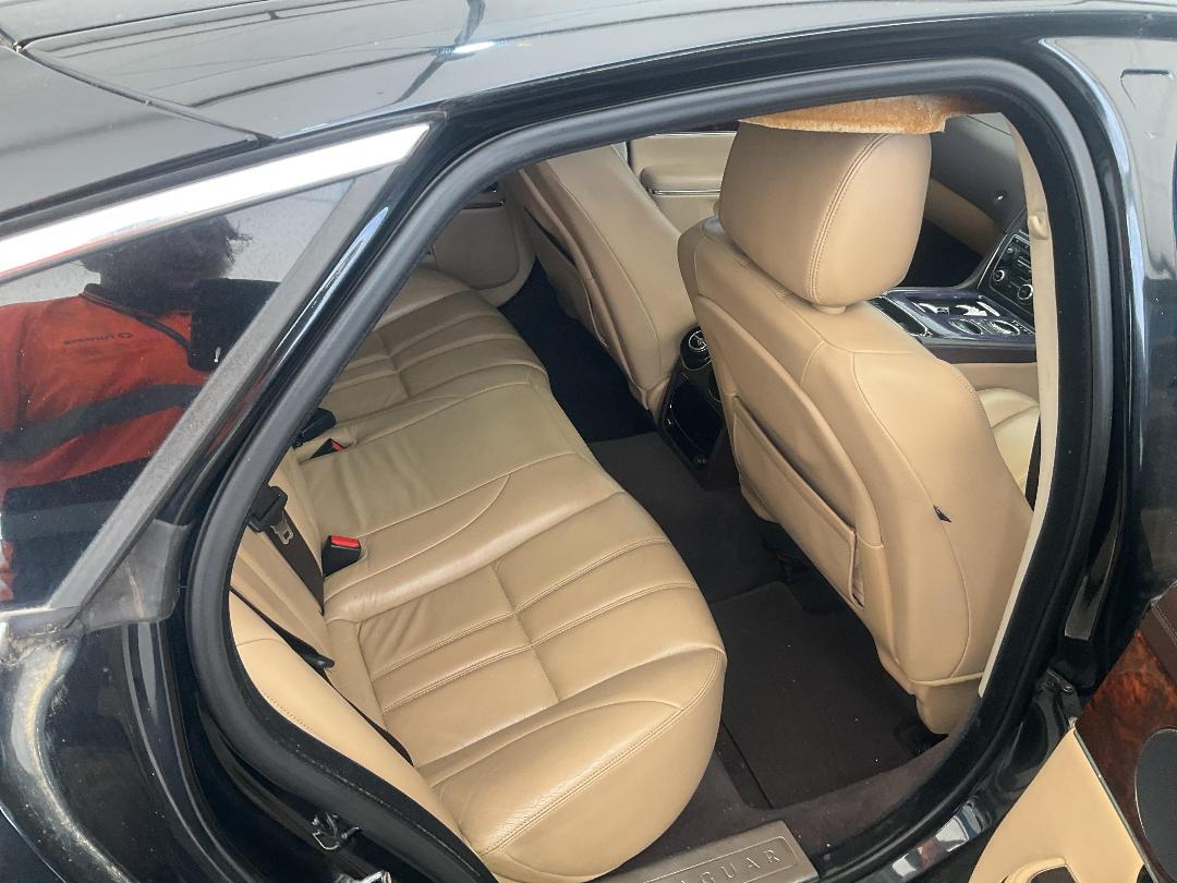 Photo '21' of Jaguar XJ