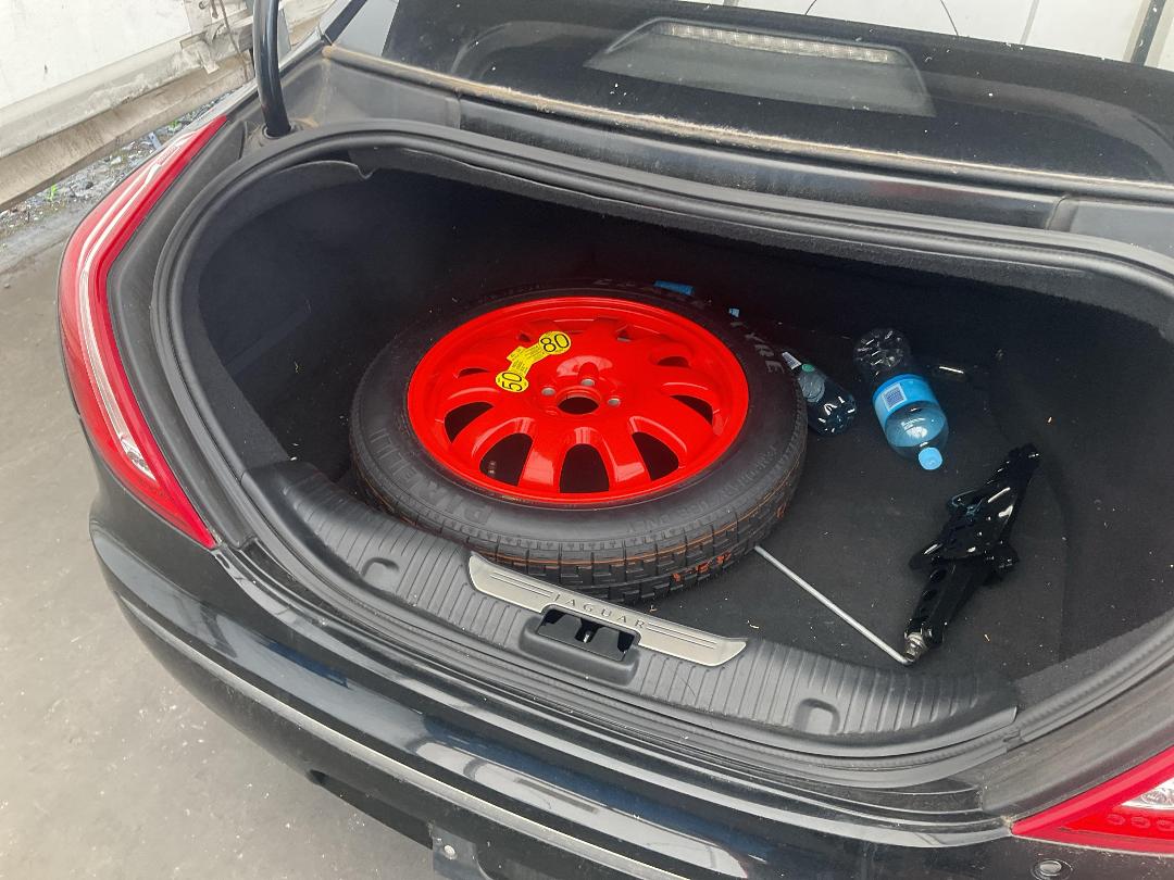 Photo '23' of Jaguar XJ