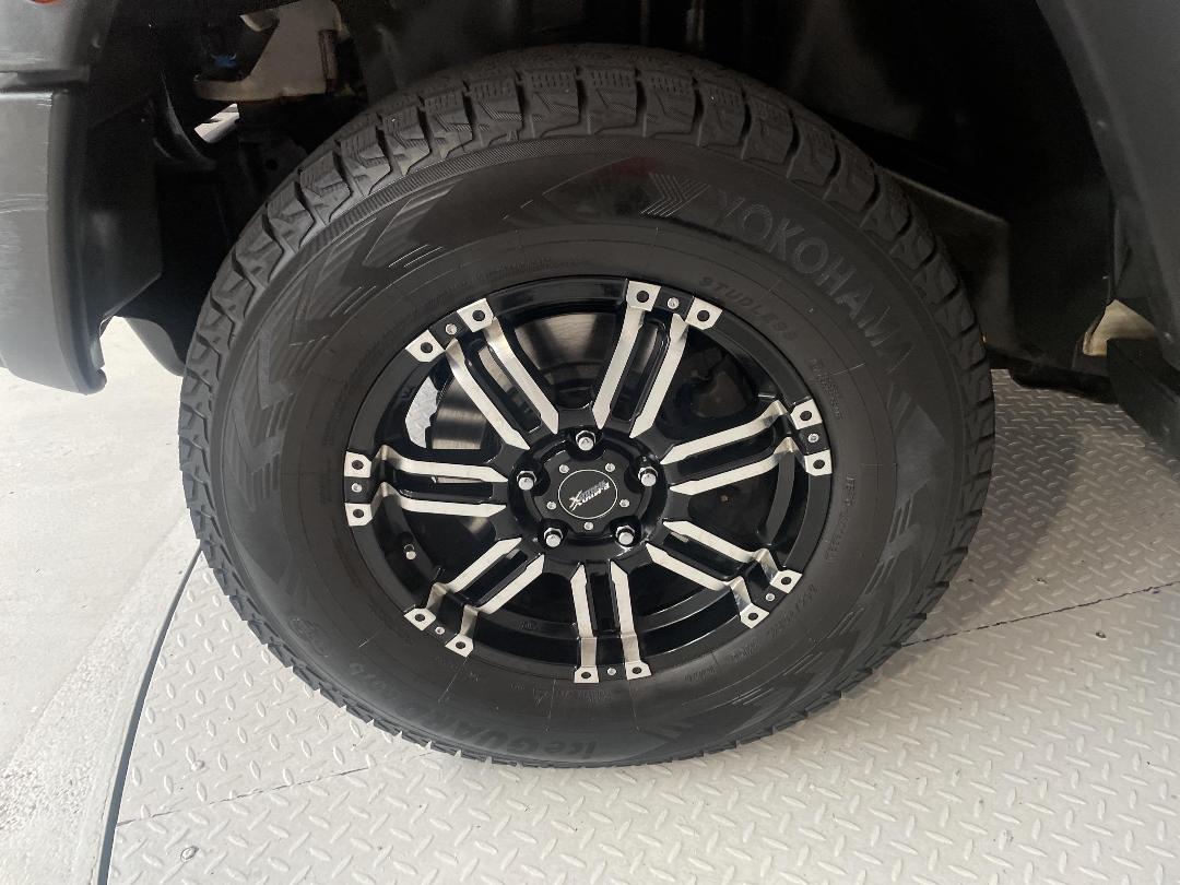 Photo '10' of Jeep Wrangler