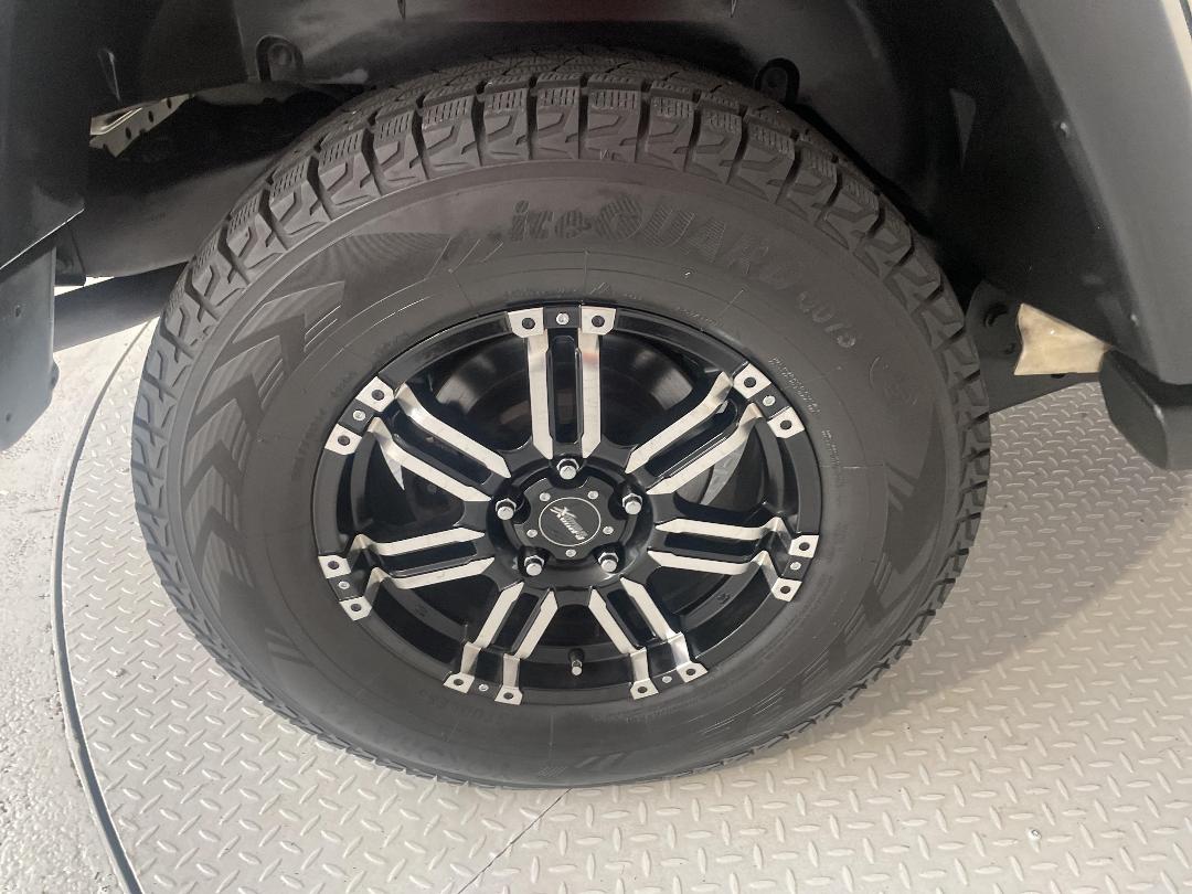 Photo '12' of Jeep Wrangler