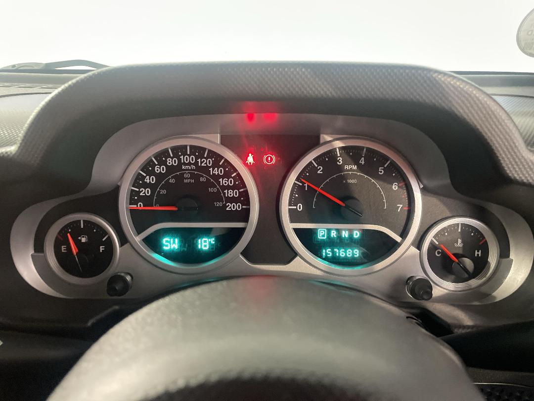 Photo '21' of Jeep Wrangler