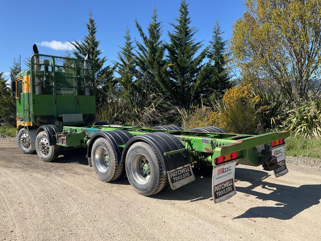 Photo '5' of Kenworth K108 Cab Chassis