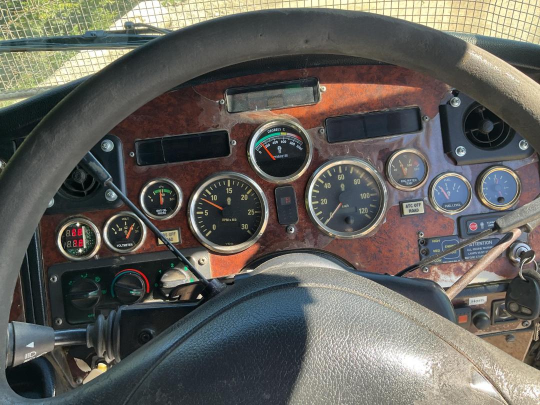 Photo '26' of Kenworth K108 Cab Chassis