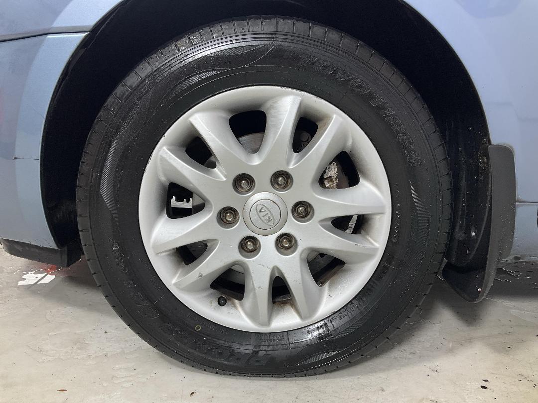 Photo '10' of KIA Carnival